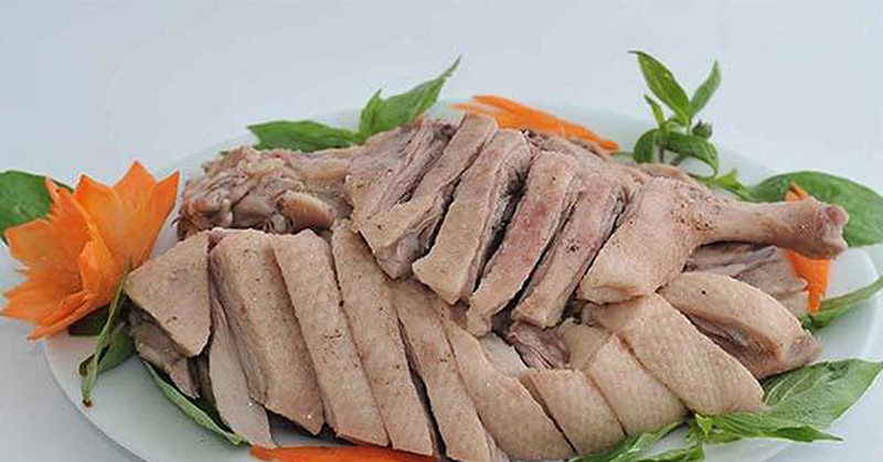 Thịt vịt có nhiều dưỡng chất tốt sức khỏe nhưng ai không nên ăn?