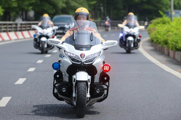 Dàn siêu mô tô của lực lượng CSGT sẽ dẫn đoàn Tổng thống Hàn Quốc thăm Việt Nam