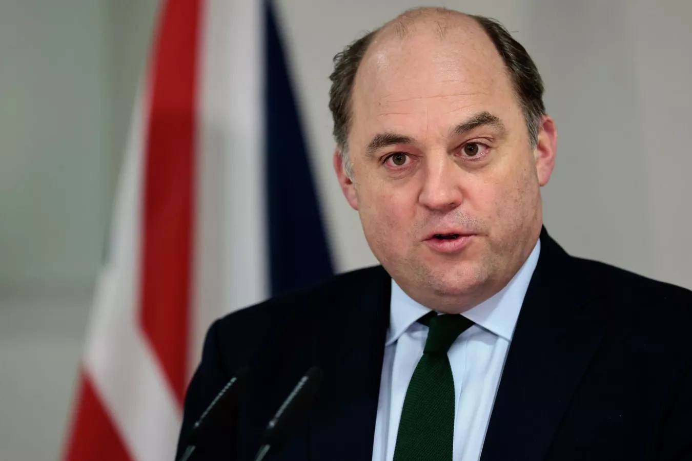 Bộ trưởng Quốc phòng Anh tuyên bố sẽ không trở thành Tổng thư ký NATO