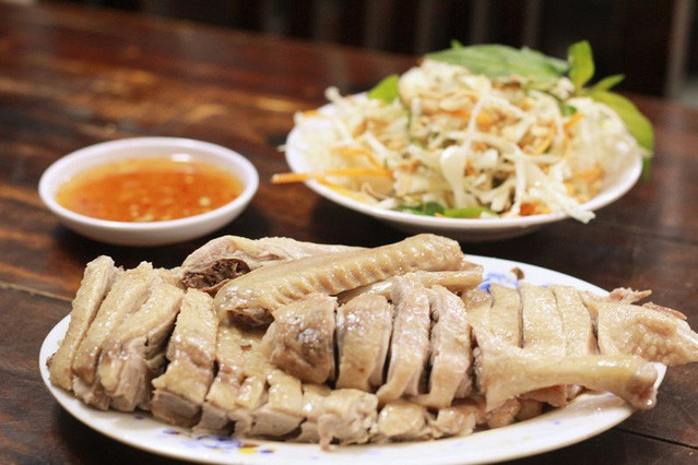 Người phụ nữ nhập viện vì dấu hiệu bất thường sau khi ăn thịt vịt