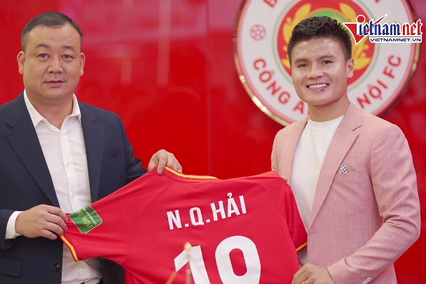 Quang Hải nói gì khi gia nhập CLB Công an Hà Nội với mức lương kỷ lục?