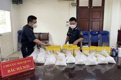Bản tin chiều 24/6: 19kg nghi ma túy vận chuyển về Việt Nam qua đường hàng không