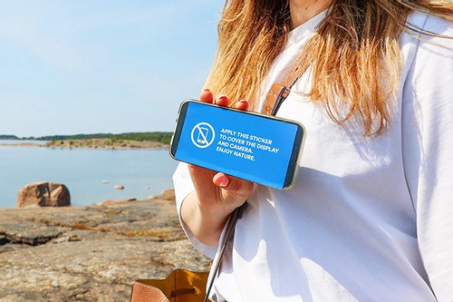 Hòn đảo du lịch ở châu Âu ra 'luật lạ' - cấm điện thoại