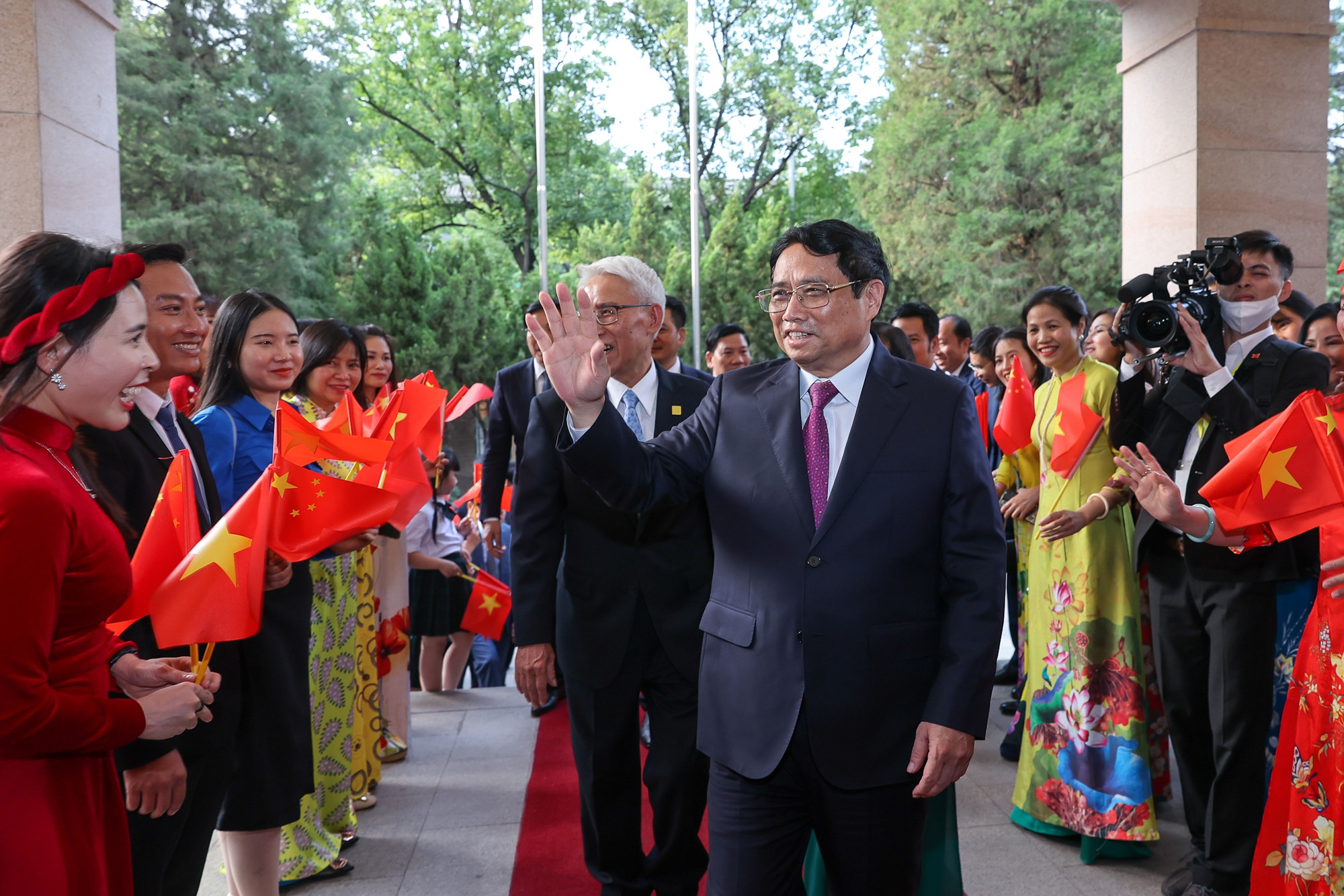 Thủ tướng: 42.000 người Việt Nam ở Trung Quốc là cầu nối hữu nghị giữa hai nước