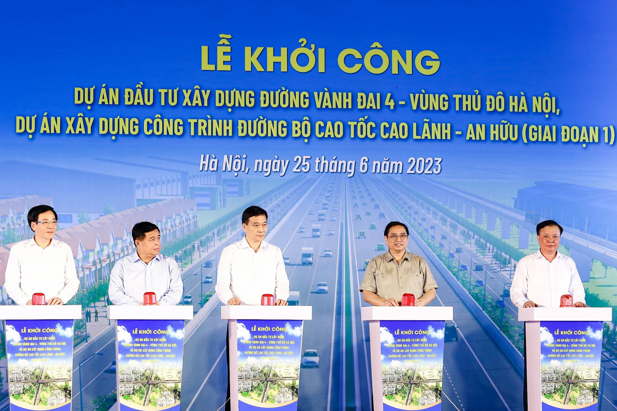 Thủ tướng nhấn nút khởi công tuyến đường Vành đai 4