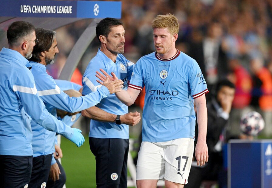 De Bruyne báo tin dữ cho Man City