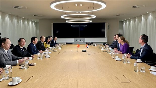 Deputy PM Tran Hong Ha pays working visit to Netherlands