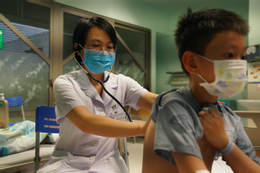 Căn bệnh khiến nhiều trẻ miền Bắc sốt, ho dài ngày, dễ nhầm với cảm cúm