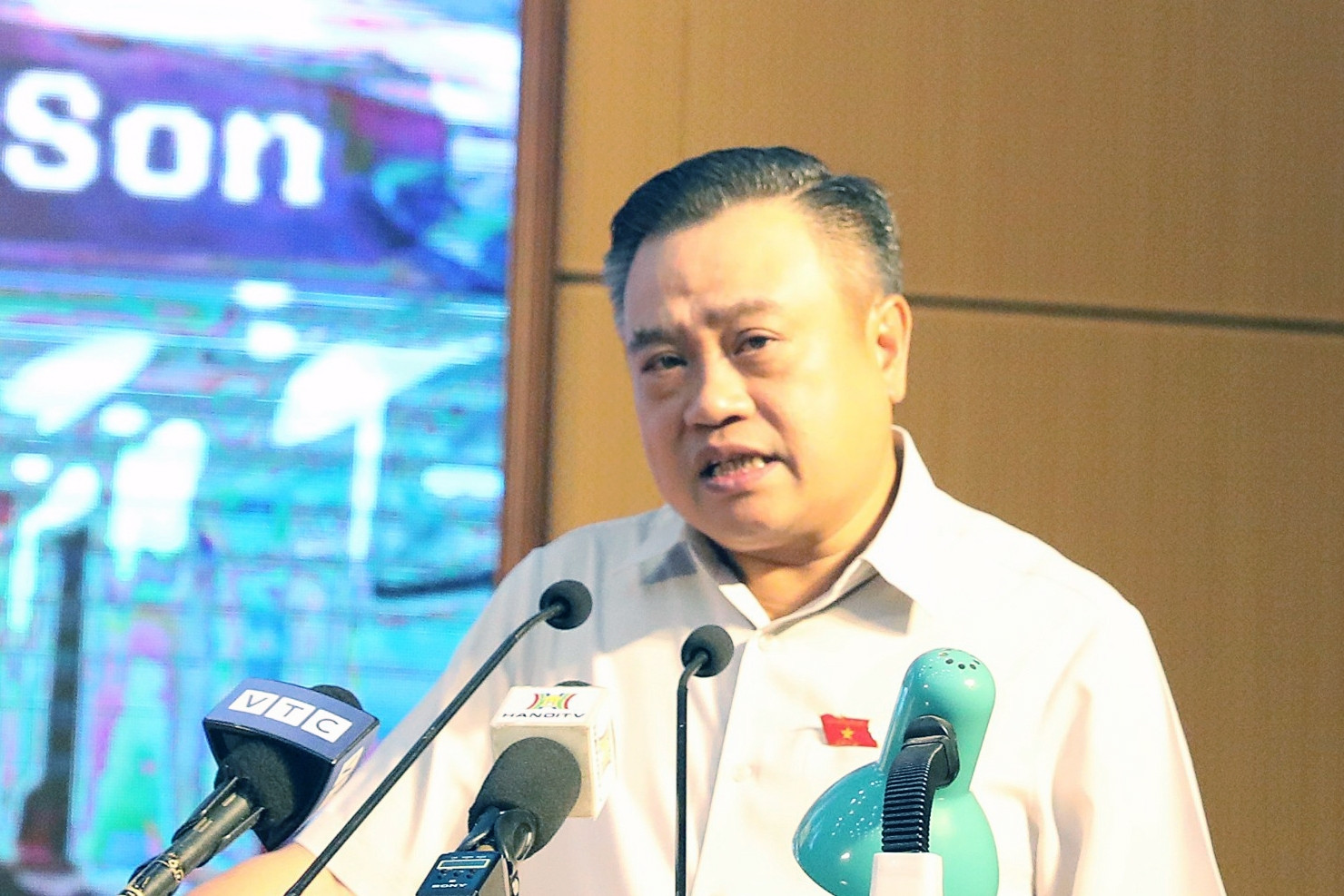 Chủ tịch Hà Nội: Phải giữ tinh thần quyết liệt như lúc thu hồi dự án chậm tiến độ