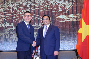 Thủ tướng mong các tập đoàn Trung Quốc mở rộng sản xuất, kinh doanh tại Việt Nam