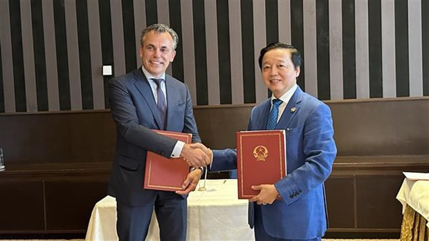 Vietnam, Netherlands strengthen cooperation in climate change adaption, water management hinh anh 2