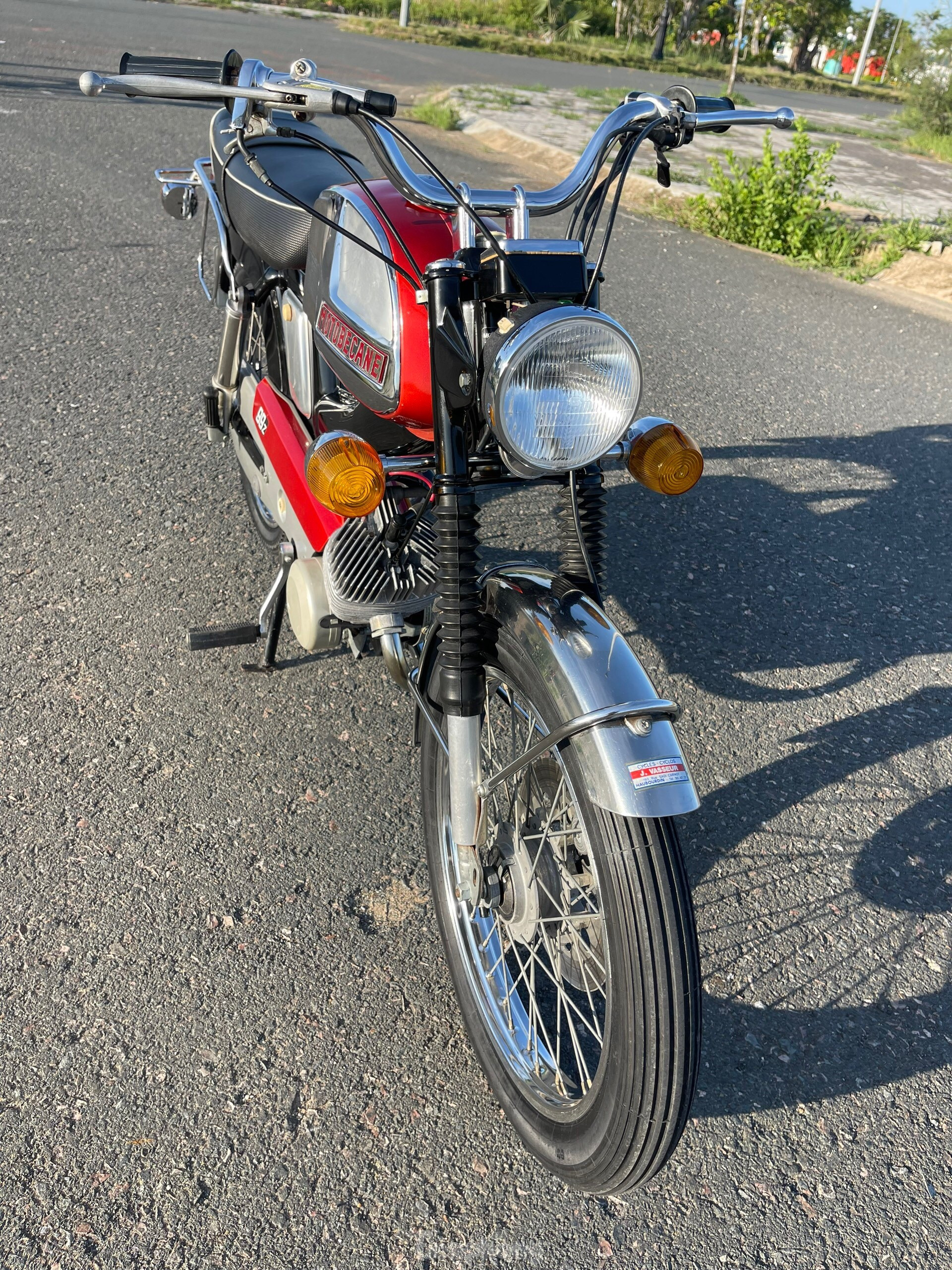 Xe máy cổ 'hiếm có khó tìm' của dân chơi Sài thành ảnh 7