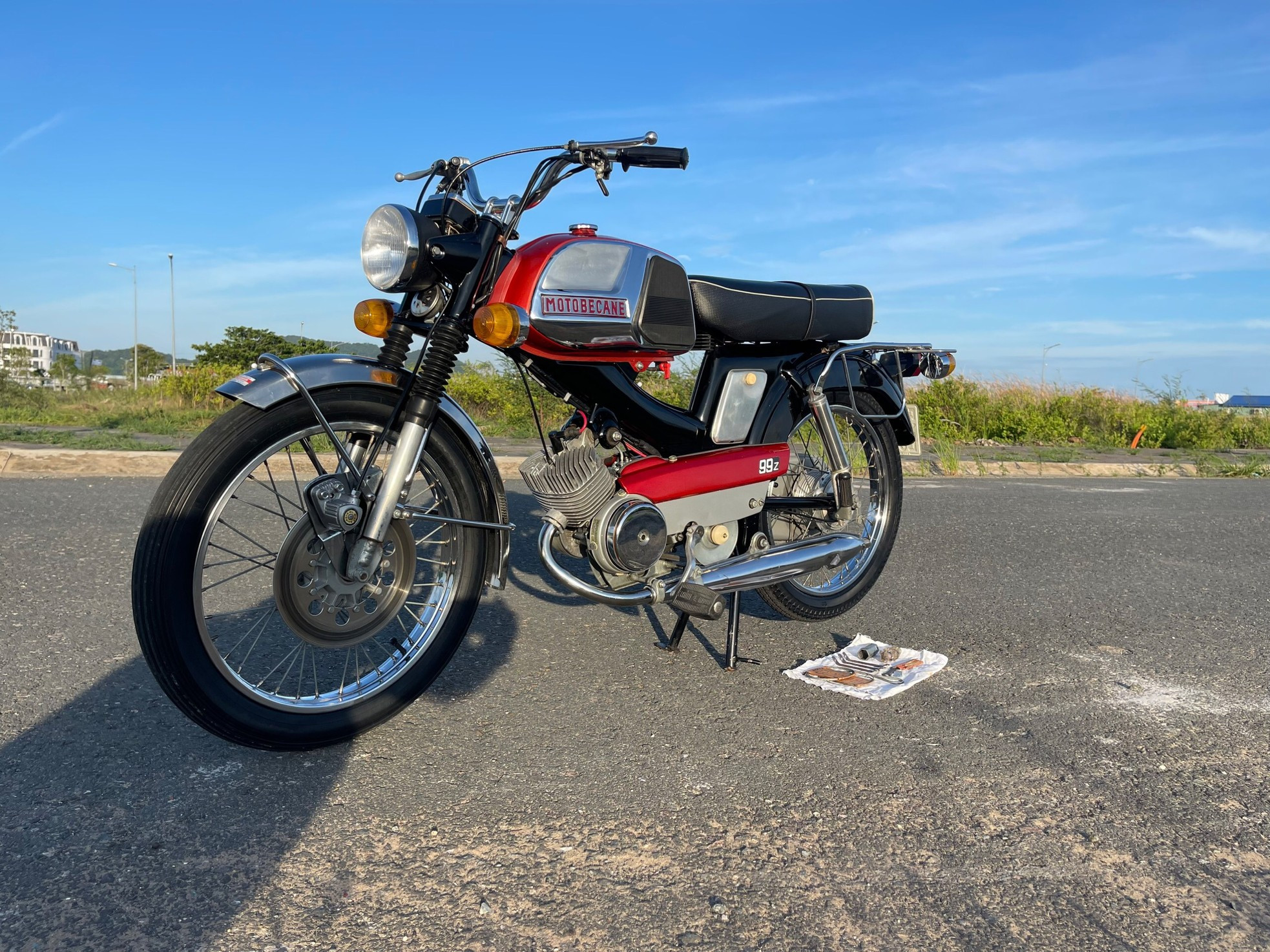 Xe máy cổ 'hiếm có khó tìm' của dân chơi Sài thành ảnh 8