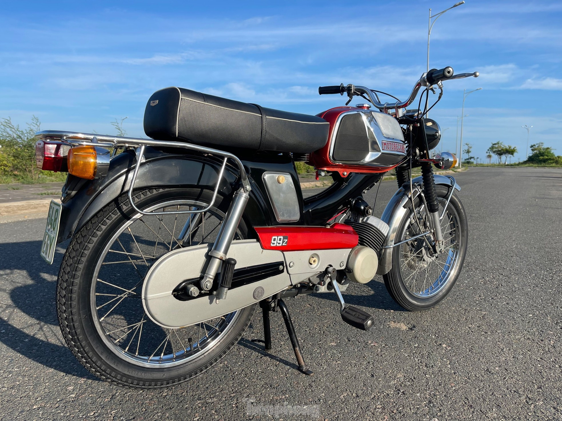 Xe máy cổ 'hiếm có khó tìm' của dân chơi Sài thành ảnh 11