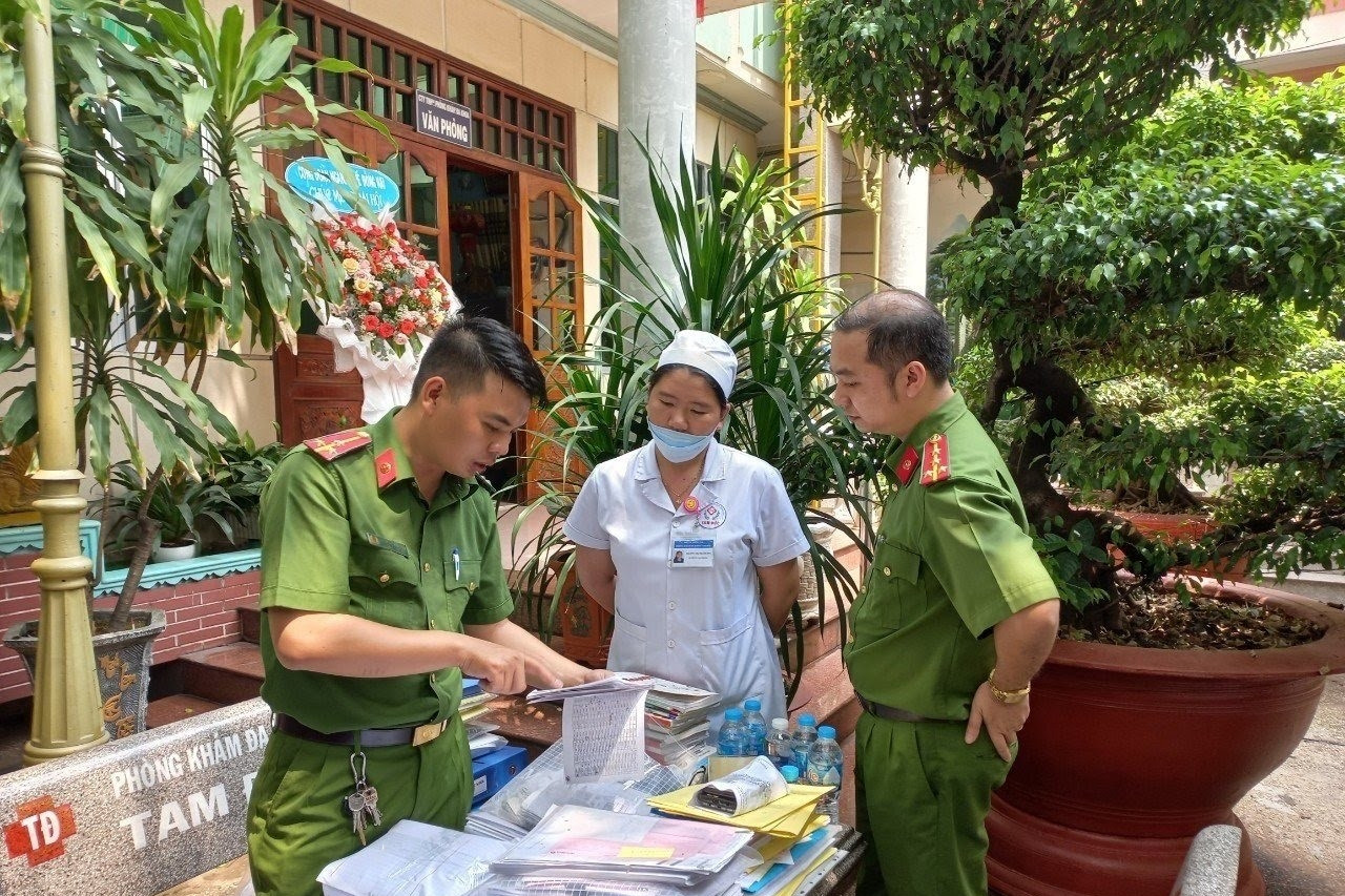 Khởi tố chủ phòng khám ở Đồng Nai liên quan vụ trục lợi BHXH