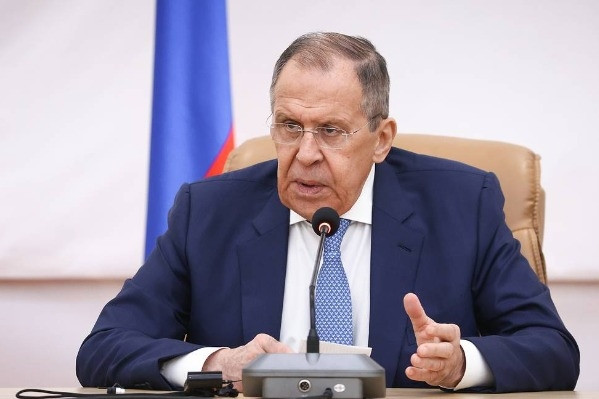 Nga không từ bỏ mục tiêu chiến dịch quân sự, lãnh đạo 2 nước thăm Ukraine