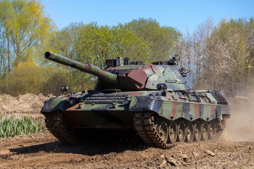 Thụy Sĩ từ chối cung cấp gần 100 xe tăng cho Ukraine