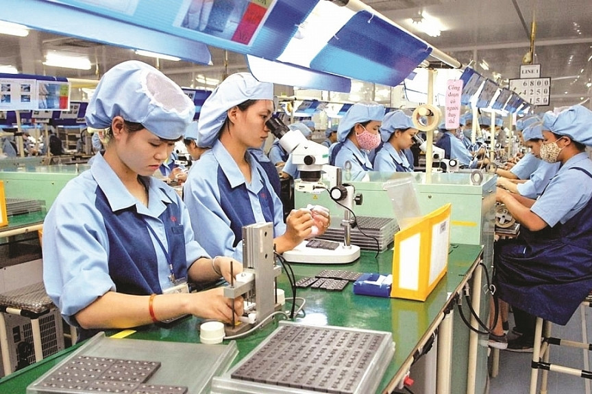 Gánh nặng thuế thu nhập cá nhân