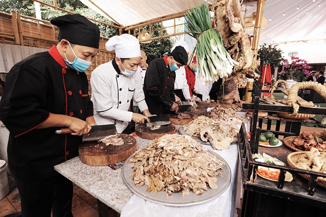 Nhờ bí mật trong bát phở, chàng trai thành Nam tán đổ cô gái Hà Nội