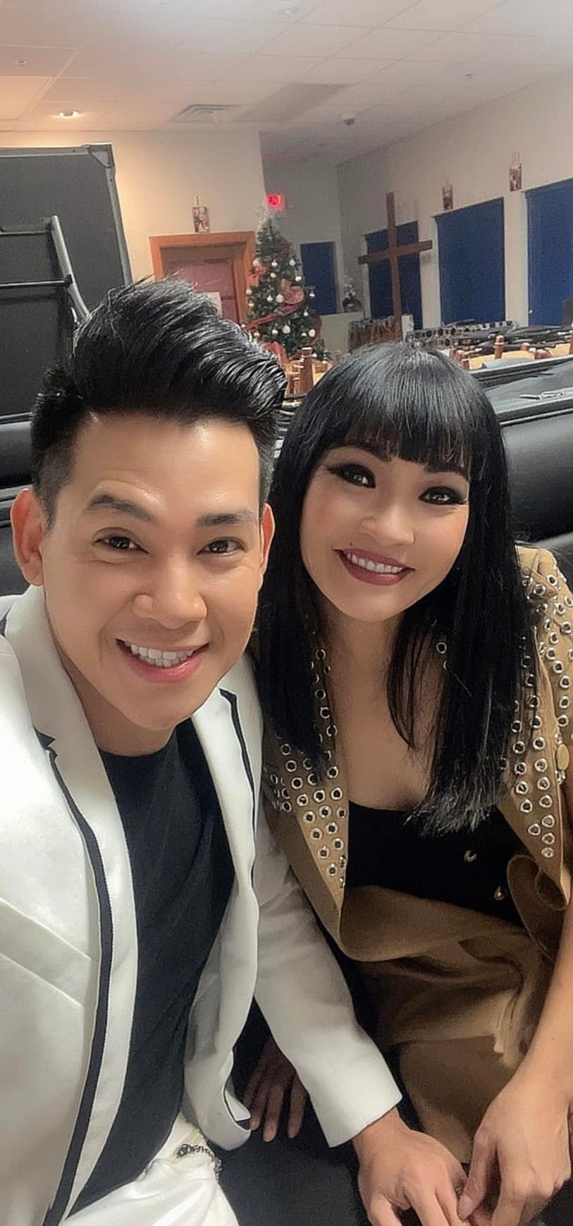 Phùng Ngọc Huy ở Mỹ: Bán hàng online mưu sinh, cạo đầu buông bỏ quá khứ - 2