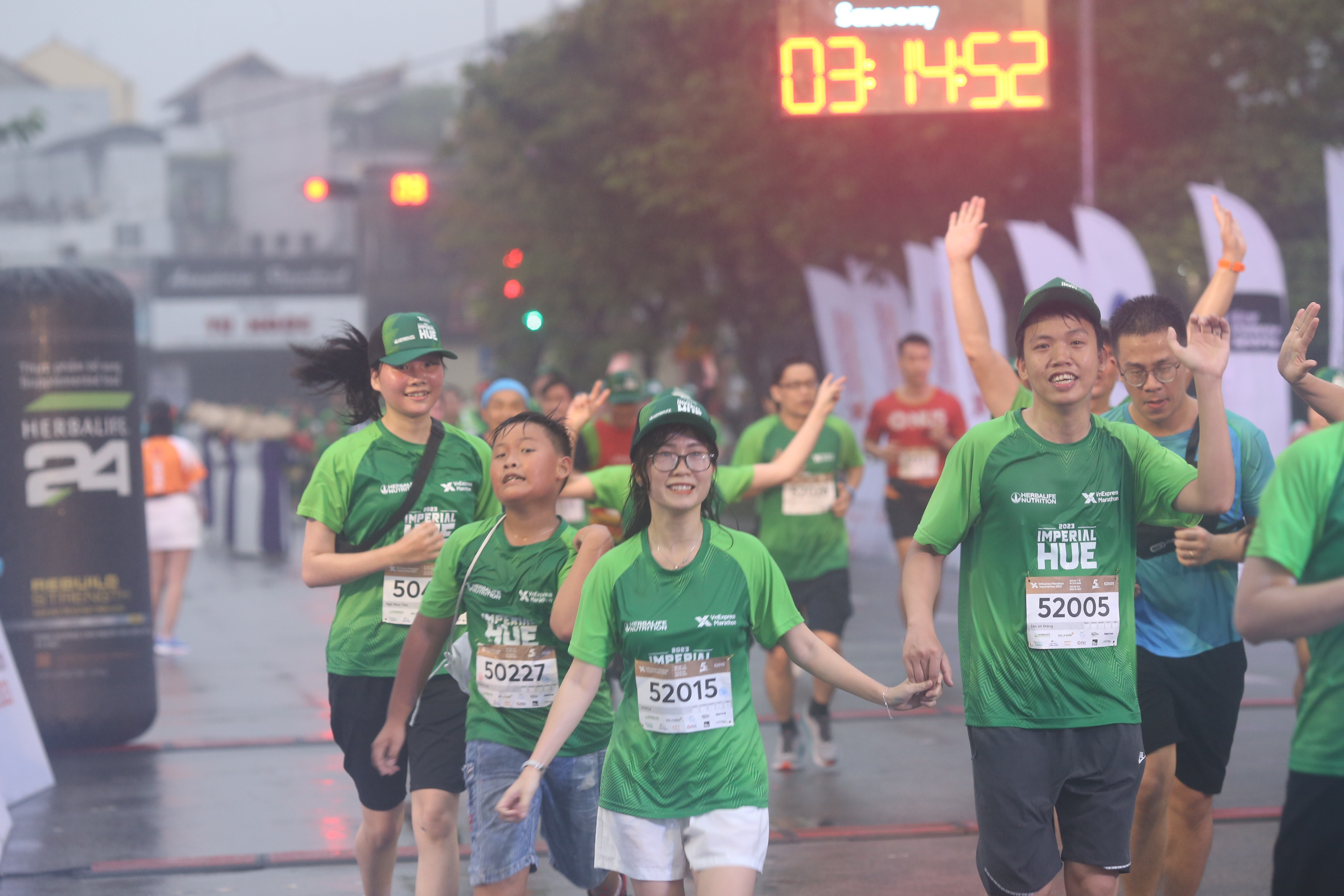 10.000 runner tham gia giải chạy Sparkling Quy Nhơn 2023