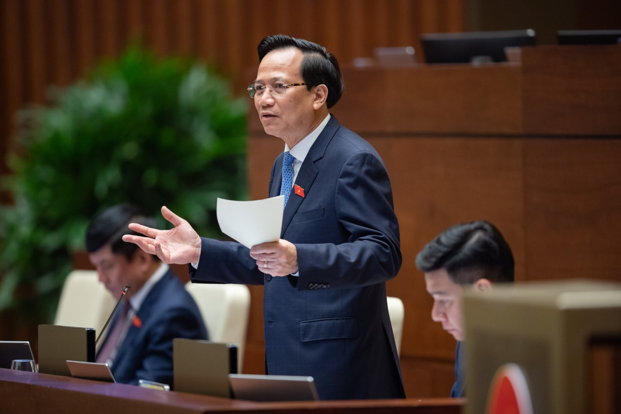 Bộ trưởng Đào Ngọc Dung: Sửa luật BHXH theo hướng tăng quyền lợi người đóng
