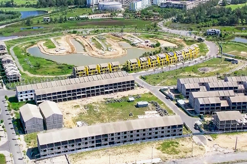 Hàng loạt biệt thự, nhà liền kề ở Quảng Nam nằm ‘đắp chiếu’
