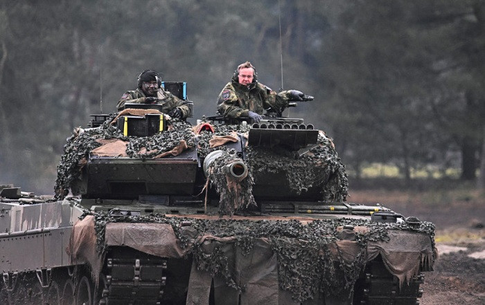 Xe Tăng Nato Bị Nga Phá Hủy, Ukraine Phủ Nhận Tướng Tình Báo Quân Đội Qua  Đời