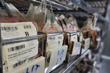 Bệnh viện Chợ Rẫy chuyển hơn 4.000 đơn vị máu hỗ trợ miền Tây