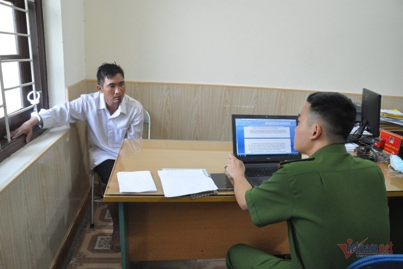 Hai tên cướp tiệm vàng ở Hải Dương lên nhiều kịch bản gây án