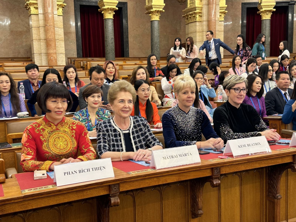 hungarian parliamentary leader positive on sound relations with vietnam picture 1