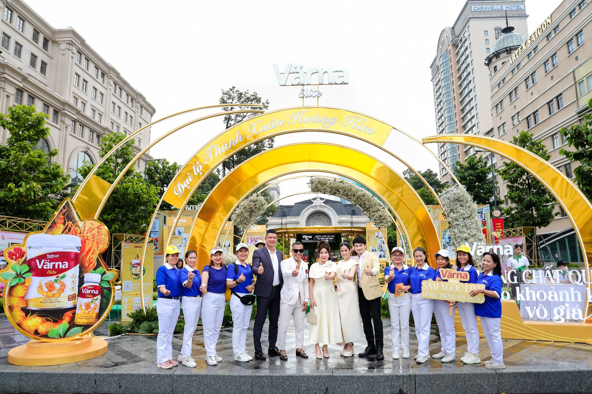 Truyền cảm hứng sống ‘Thanh xuân hoàng kim’ đến 2.000 người lớn tuổi