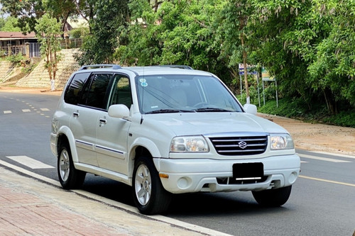 Xe 7 chỗ Suzuki Grand Vitara 2003 hiếm gặp giá hơn 200 triệu đồng