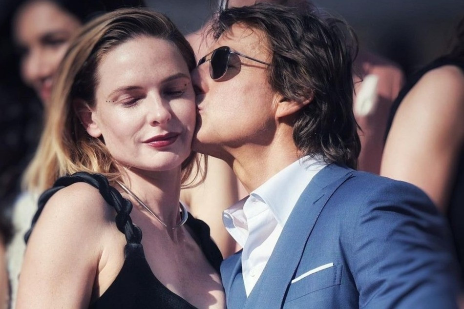 Rebecca Ferguson: Làm việc với Tom Cruise đau đớn như sinh con