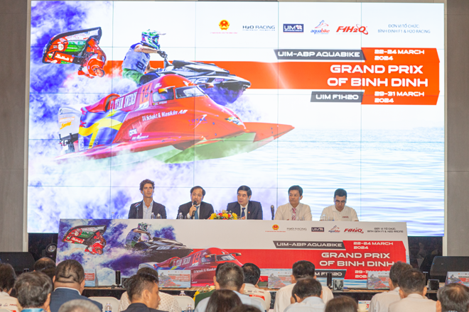 Việt Nam lần đầu tổ chức Giải đua thuyền máy quốc tế Grand Prix