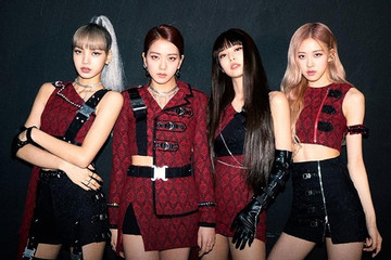 Phe vé concert BlackPink ở Hà Nội điêu đứng, cắn răng bán tháo cắt lỗ