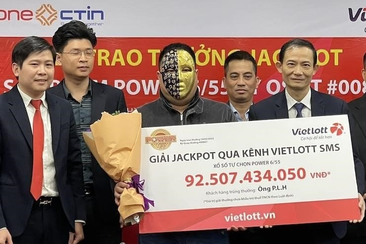 Giải Jackpot cao nhất nửa đầu năm 2023 được mua qua điện thoại