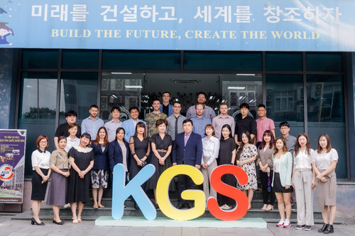 Korea Global School tặng 50 suất học bổng lớp 10 cho học sinh Việt