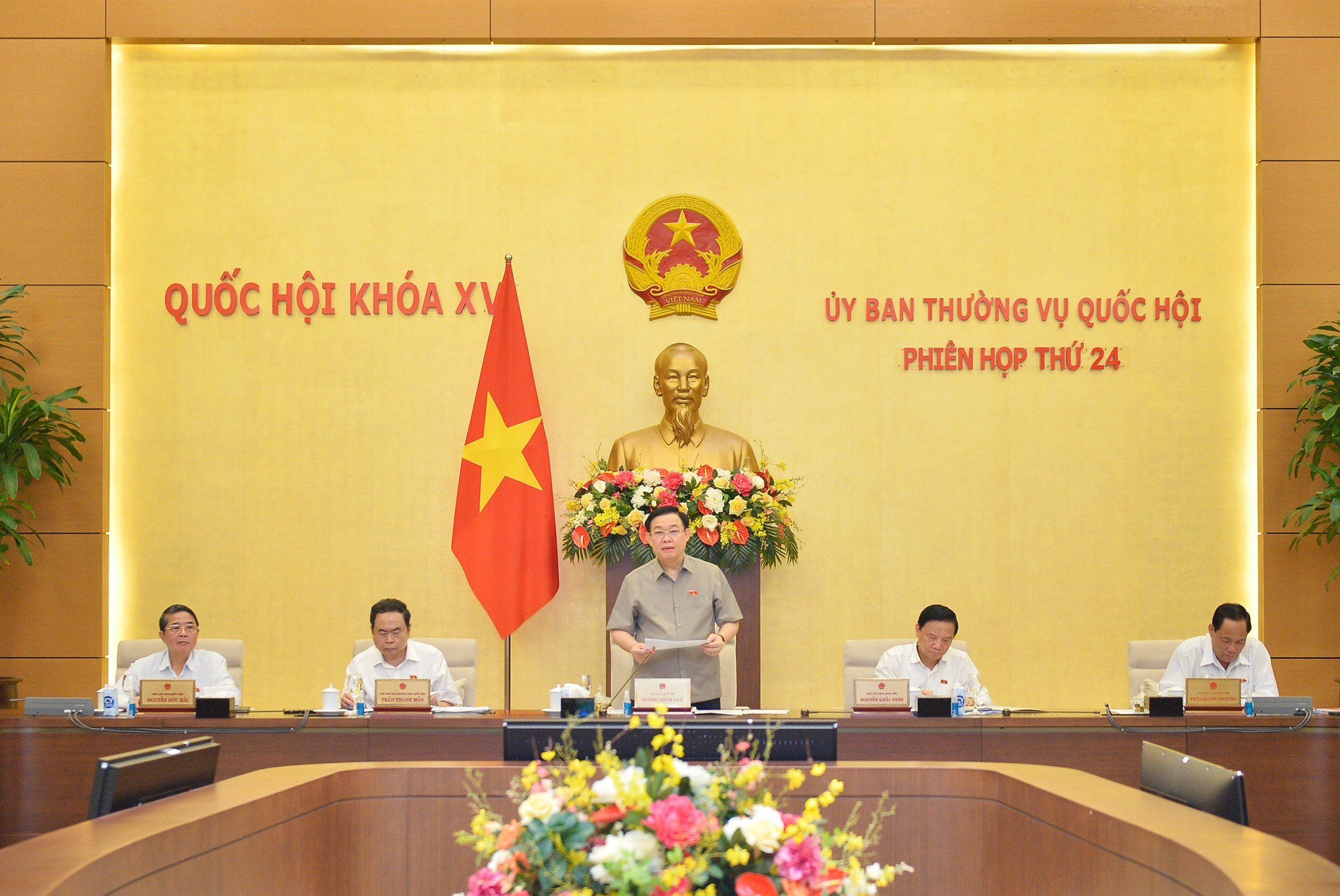 quoc-hoi-184.jpeg