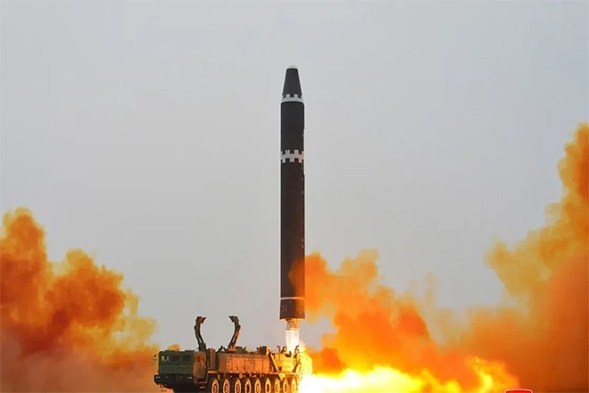 Triều Tiên phóng tên lửa có thời gian bay dài nhất từ trước đến nay