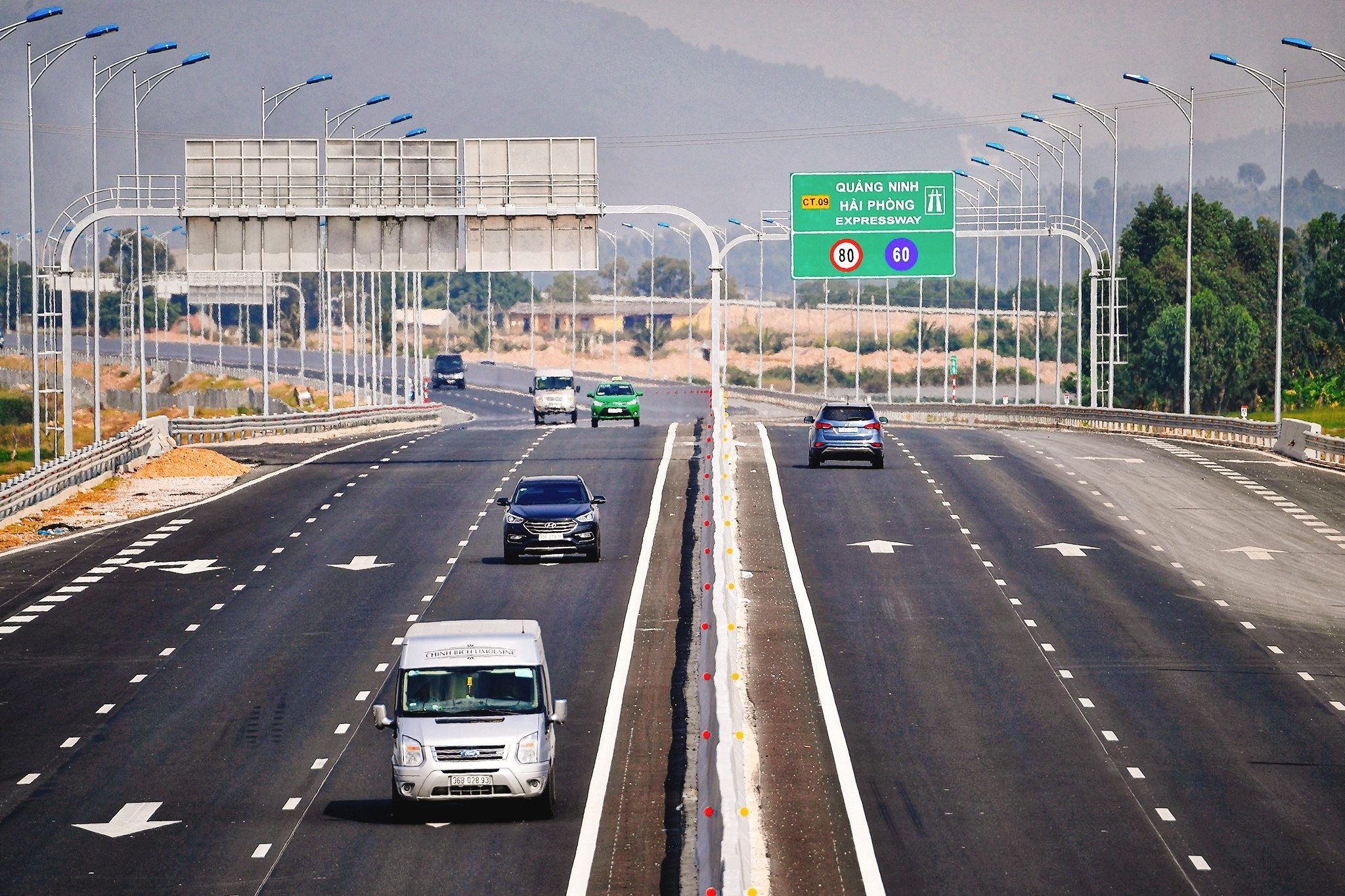 Cuối năm 2023, cả nước sẽ có gần 1.900km đường cao tốc