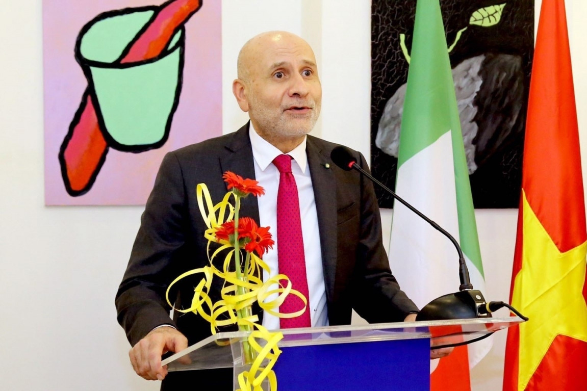 Italian ambassador honoured with friendship insignia