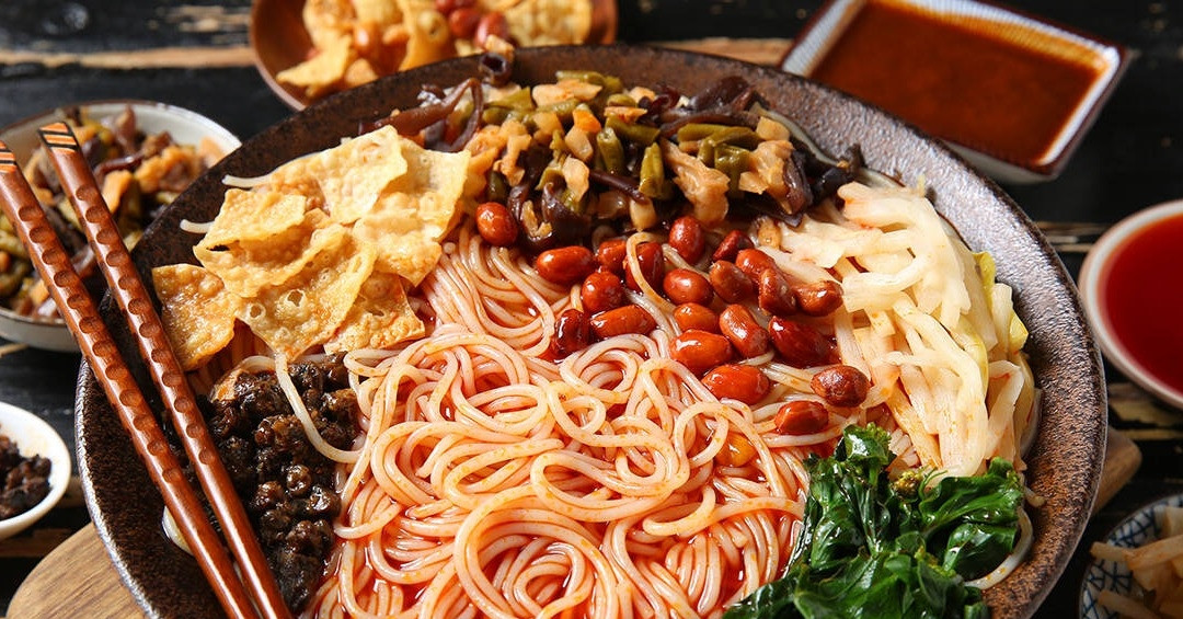 Bún ốc cay Liễu Châu (Luosifen - 螺蛳粉) - Những Món Ăn Cay Của Trung Quốc