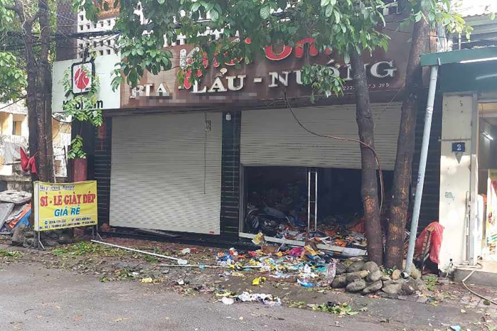 Vụ cháy nhà khiến 2 chị em tử vong: Đưa 3 người bị thương về cấp cứu ở Hà Nội