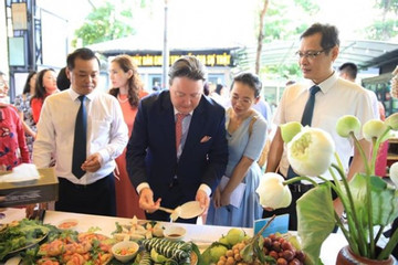 Hanoi hosts Vietnam-US Friendship Cultural Festival