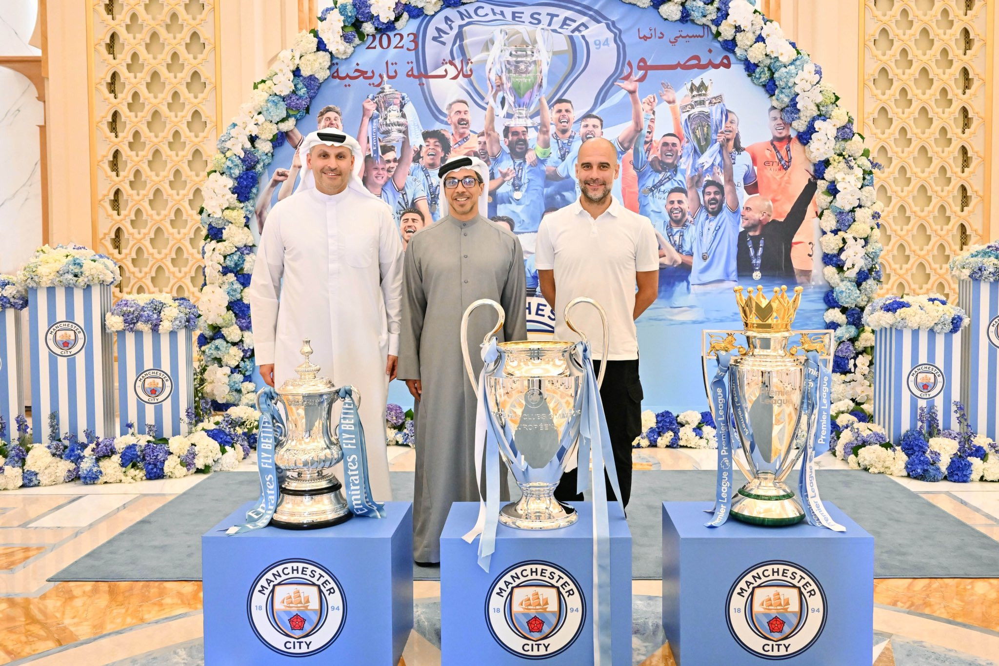 Man City và Pep Guardiola bất ngờ bị trách móc chuyển nhượng