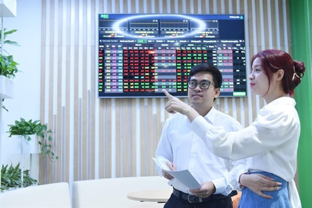Corporate bond trading system improves market transparency, liquidity
