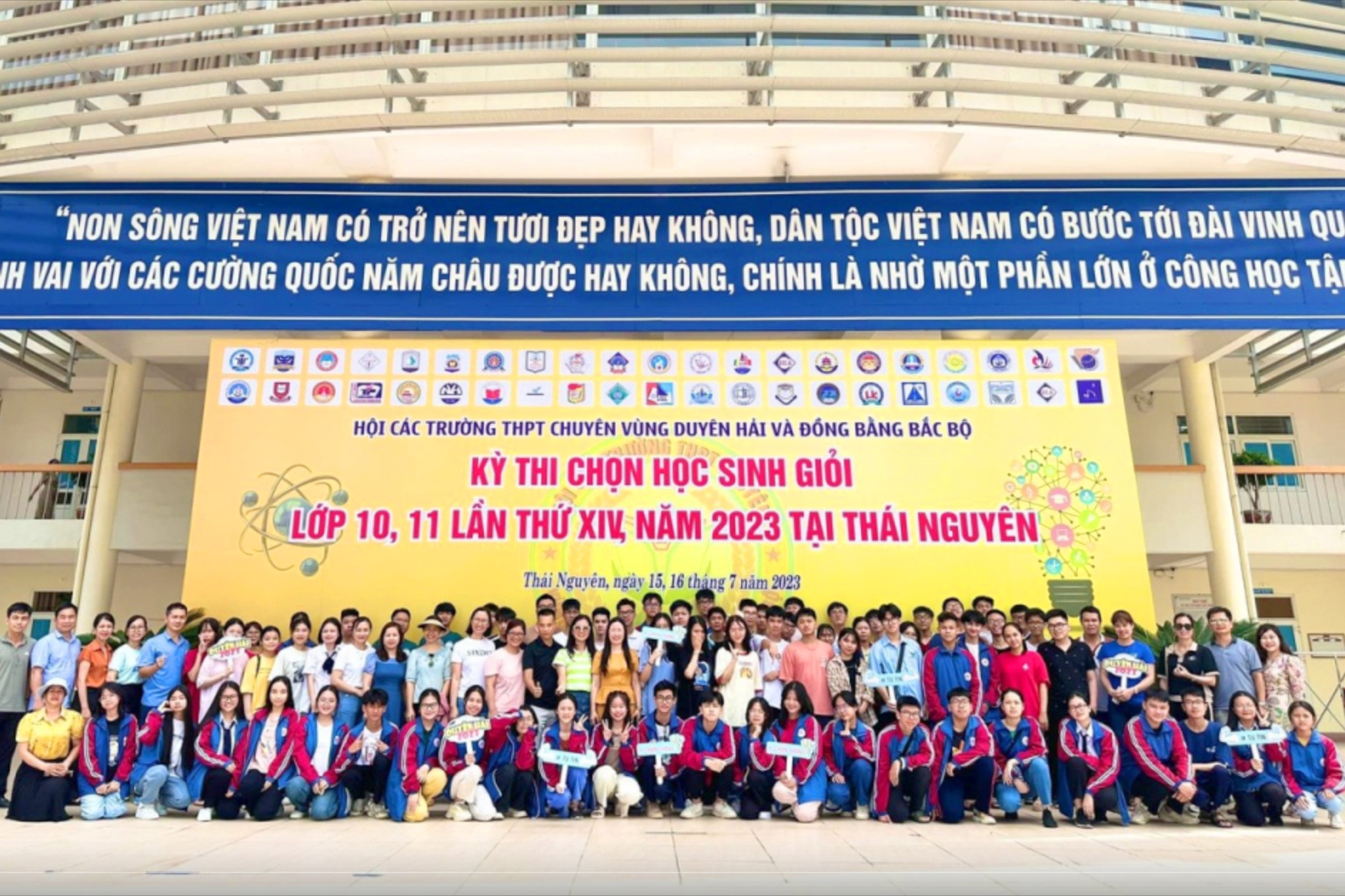 Quảng Ninh: 57/60 học sinh một trường đạt huy chương tại kỳ thi chọn HSG