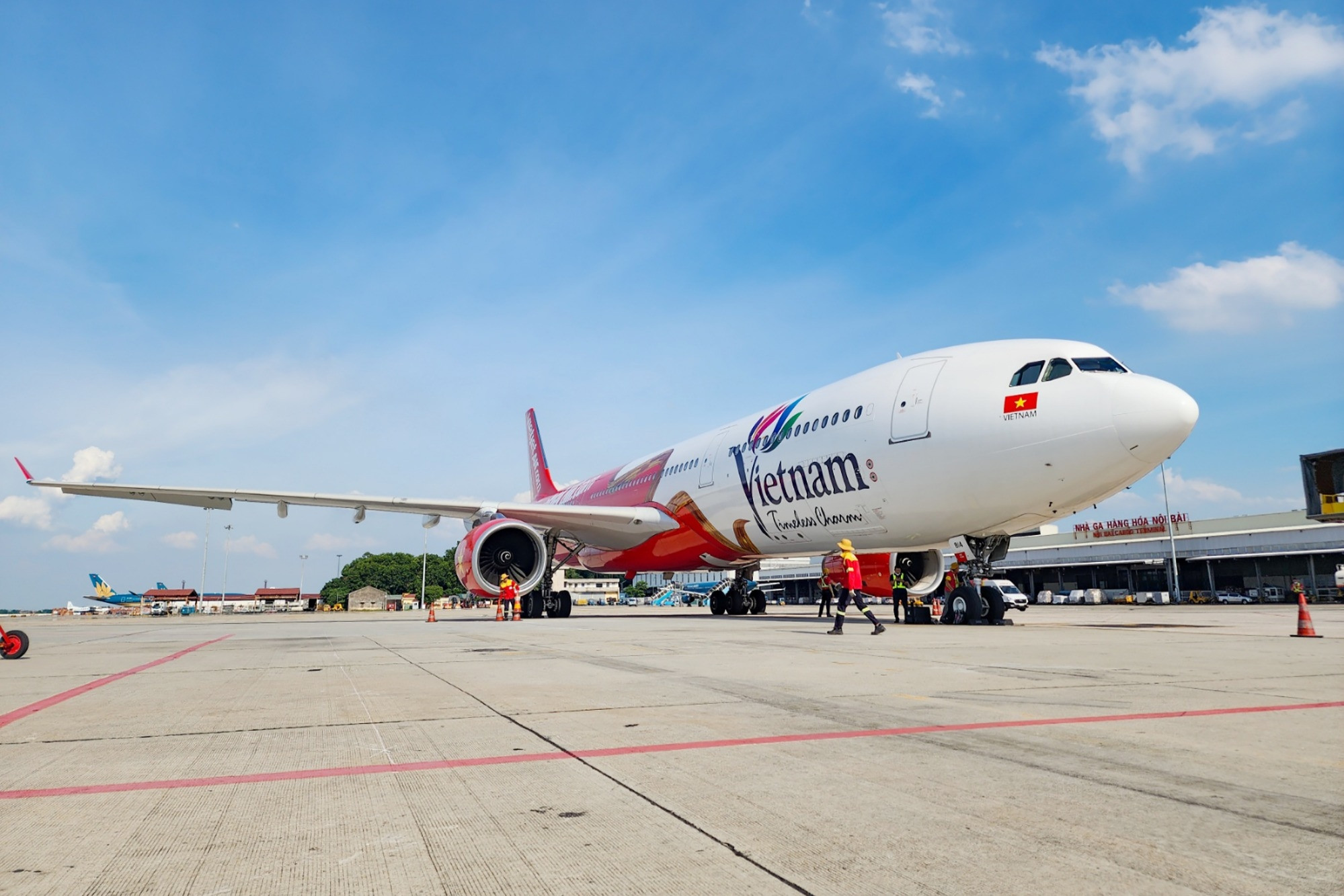 Vietjet mở rộng đường bay quốc tế đưa du khách đến Việt Nam