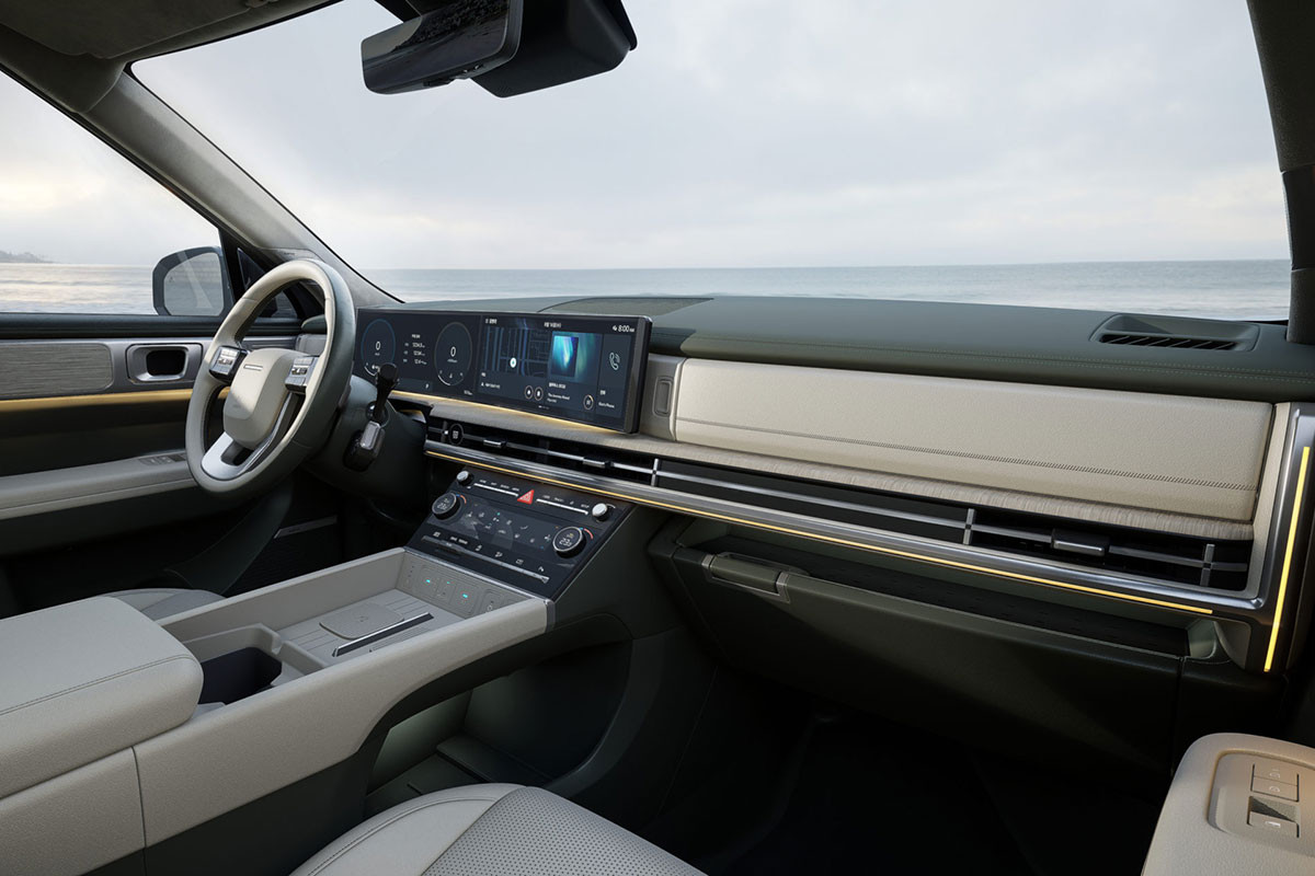 Hyundai Santa Fe 2024 lộ diện, đậm phong cách Land Rover